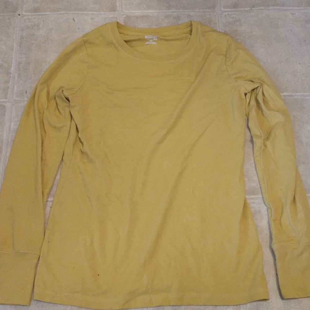 Long sleeved t shirt